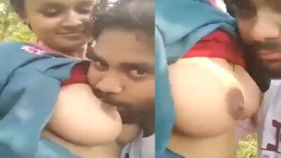 Bihari Boy Sucking Muslim School Girl’s Huge Boobs outdoor porn