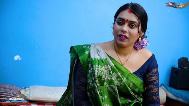 Kothe wali madam ne randi ko chudwa ke video banaya